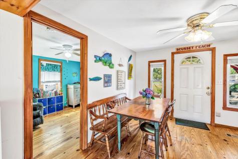 17 Crescent Place Wareham MA 02558