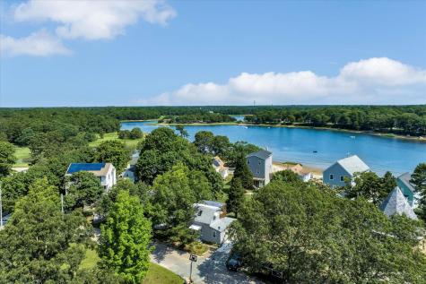 17 Crescent Place Wareham MA 02558