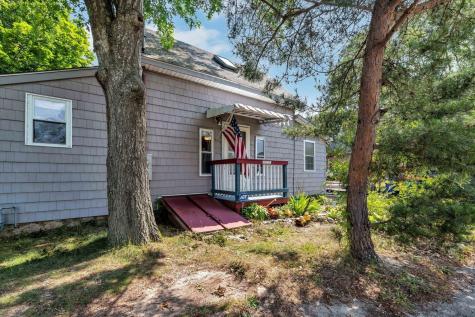 17 Crescent Place Wareham MA 02558