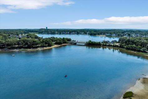 17 Crescent Place Wareham MA 02558