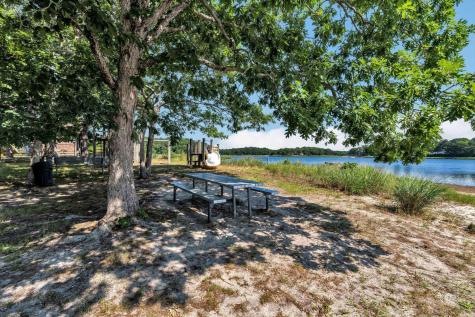 17 Crescent Place Wareham MA 02558