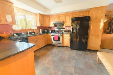 135 Diane Avenue Yarmouth MA 02664