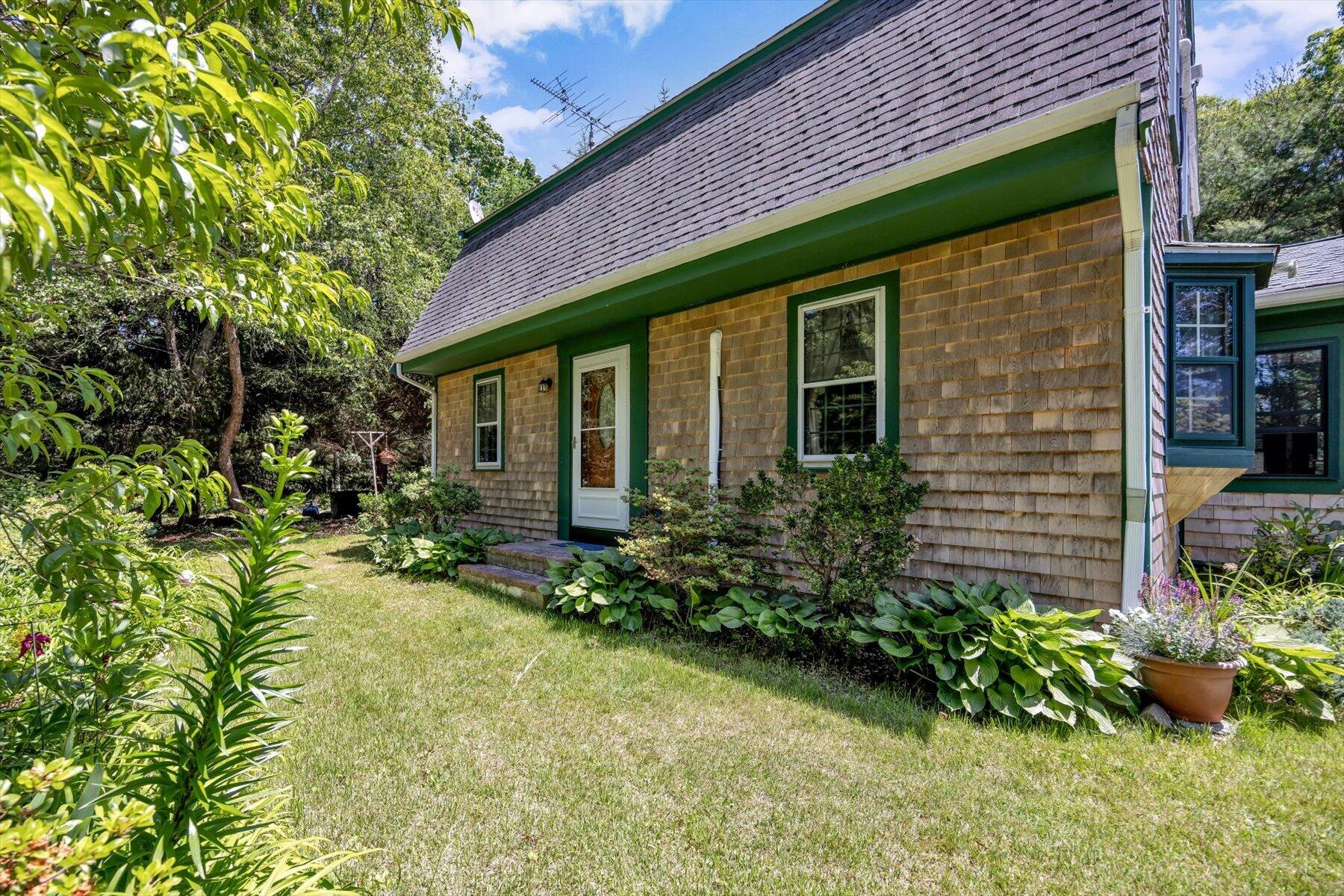 22 Whimbrel Drive Cataumet MA 02534