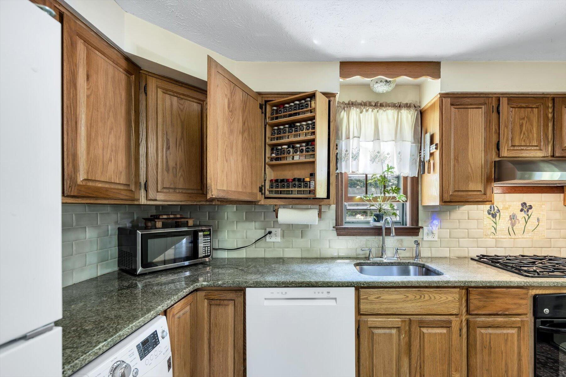 22 Whimbrel Drive Cataumet MA 02534