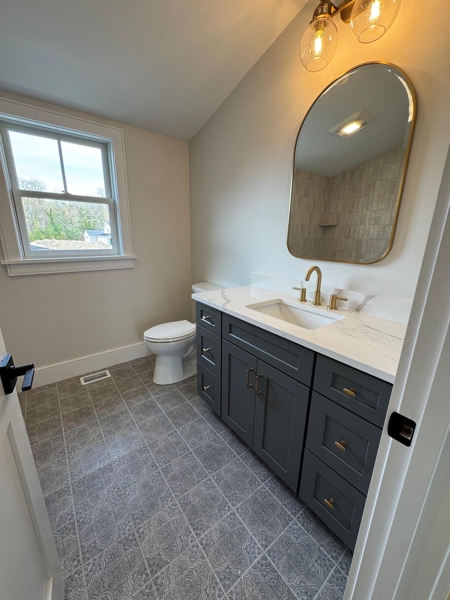 21 Josiah Path Falmouth MA 02540