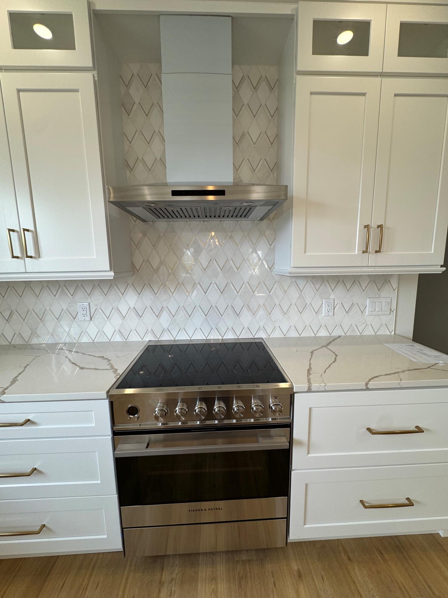 21 Josiah Path Falmouth MA 02540