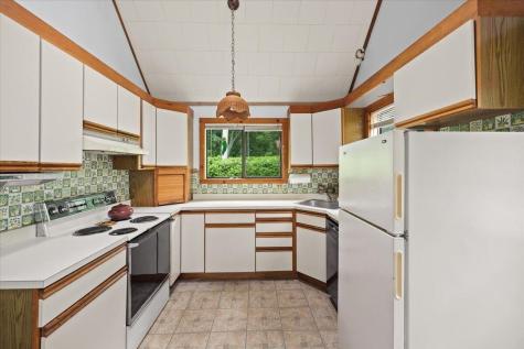 7 Cranberry Road Plymouth MA 02360