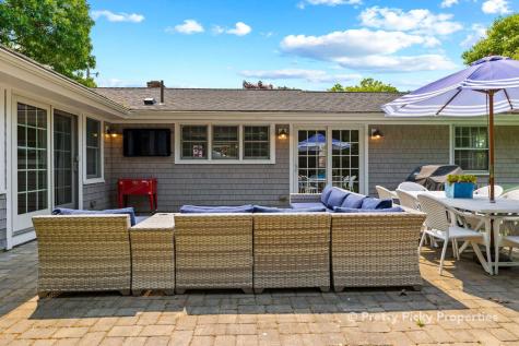 32 Bishops Terrace Chatham MA 02633