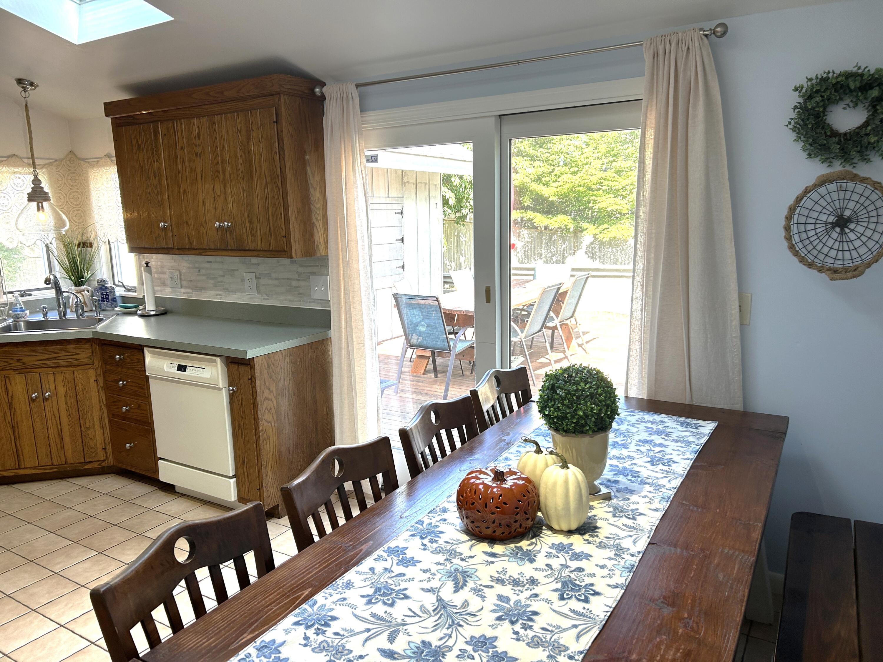 16 Yacht Avenue Yarmouth MA 02673