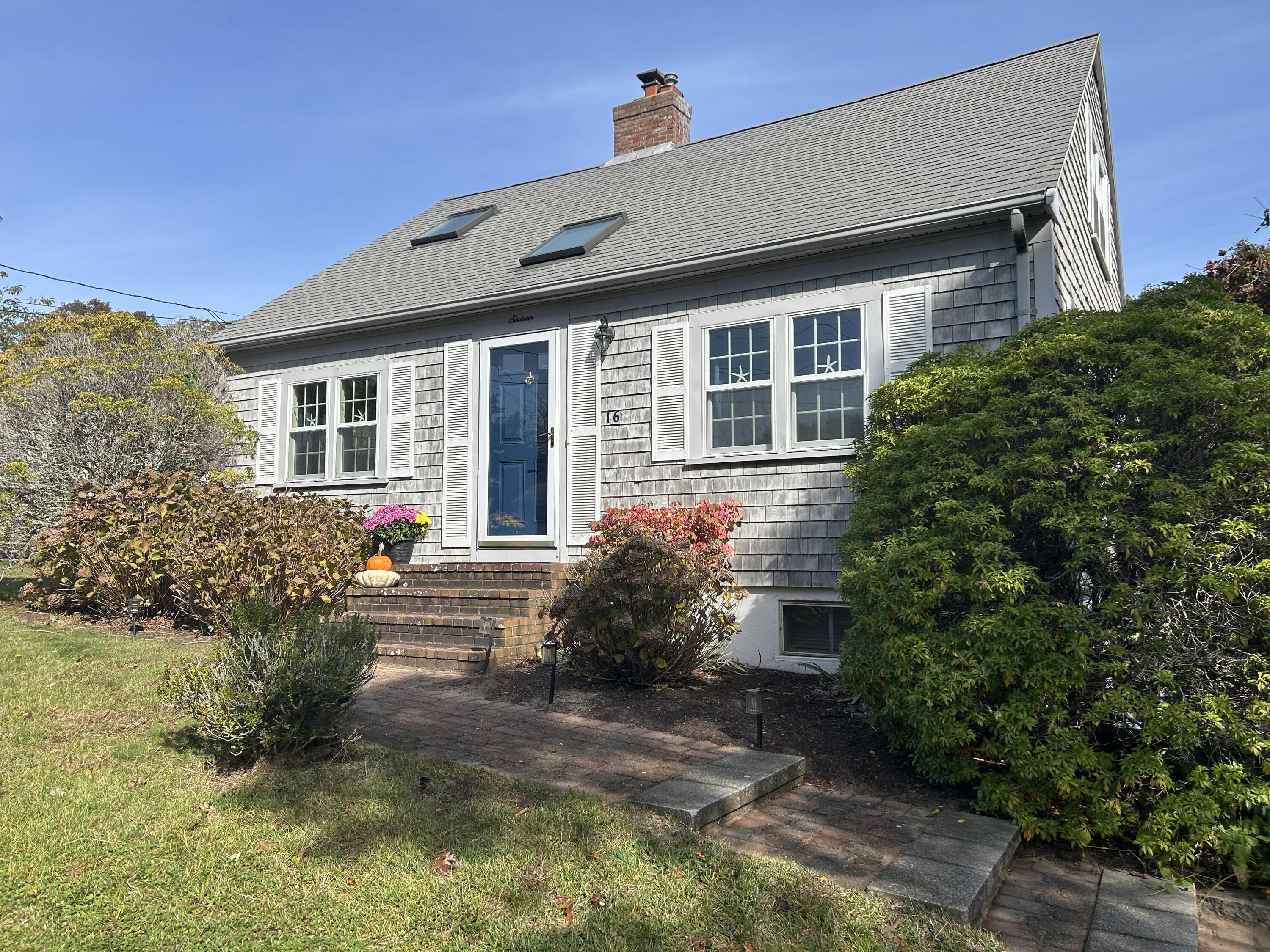16 Yacht Avenue Yarmouth MA 02673