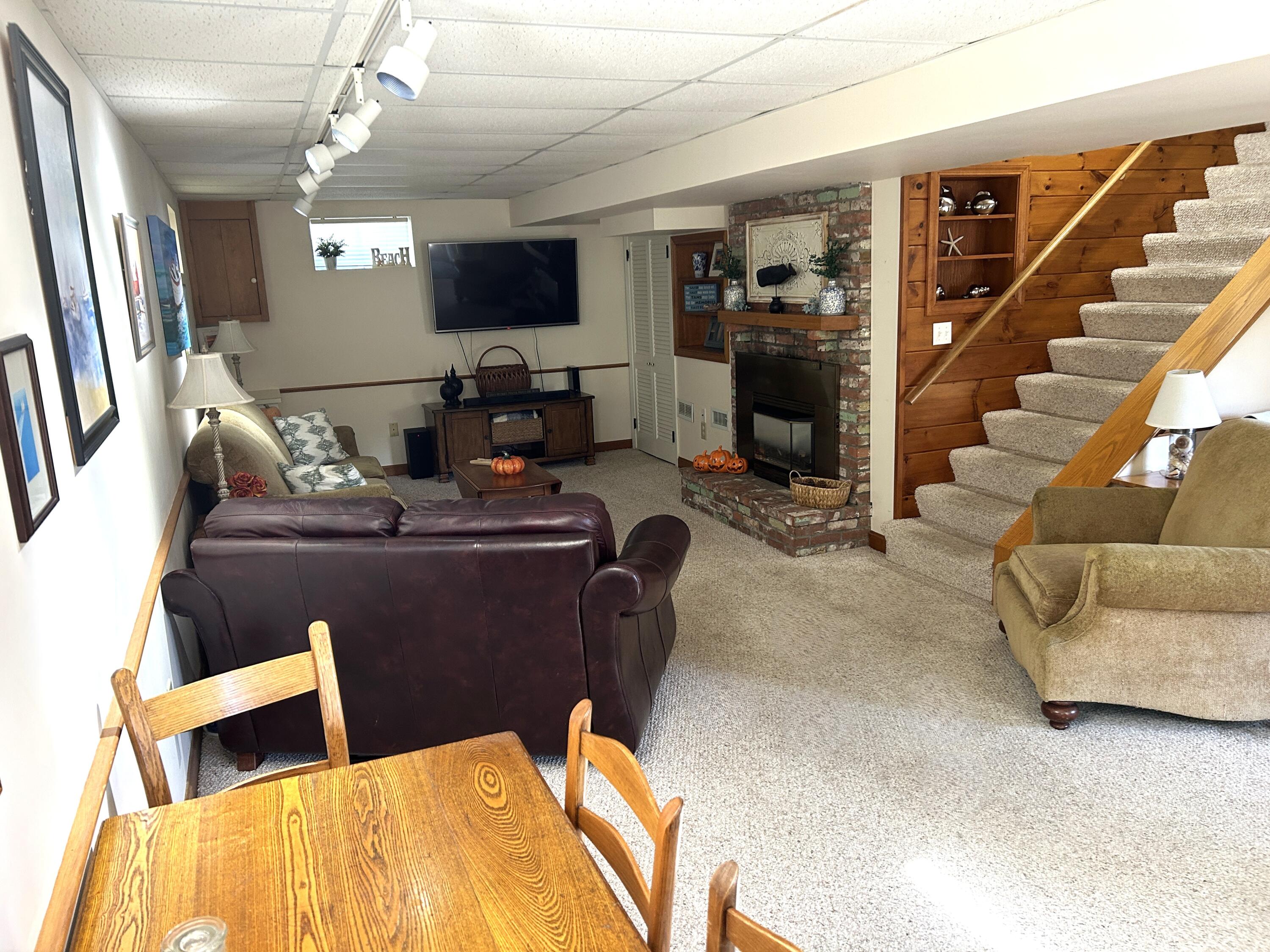 16 Yacht Avenue Yarmouth MA 02673