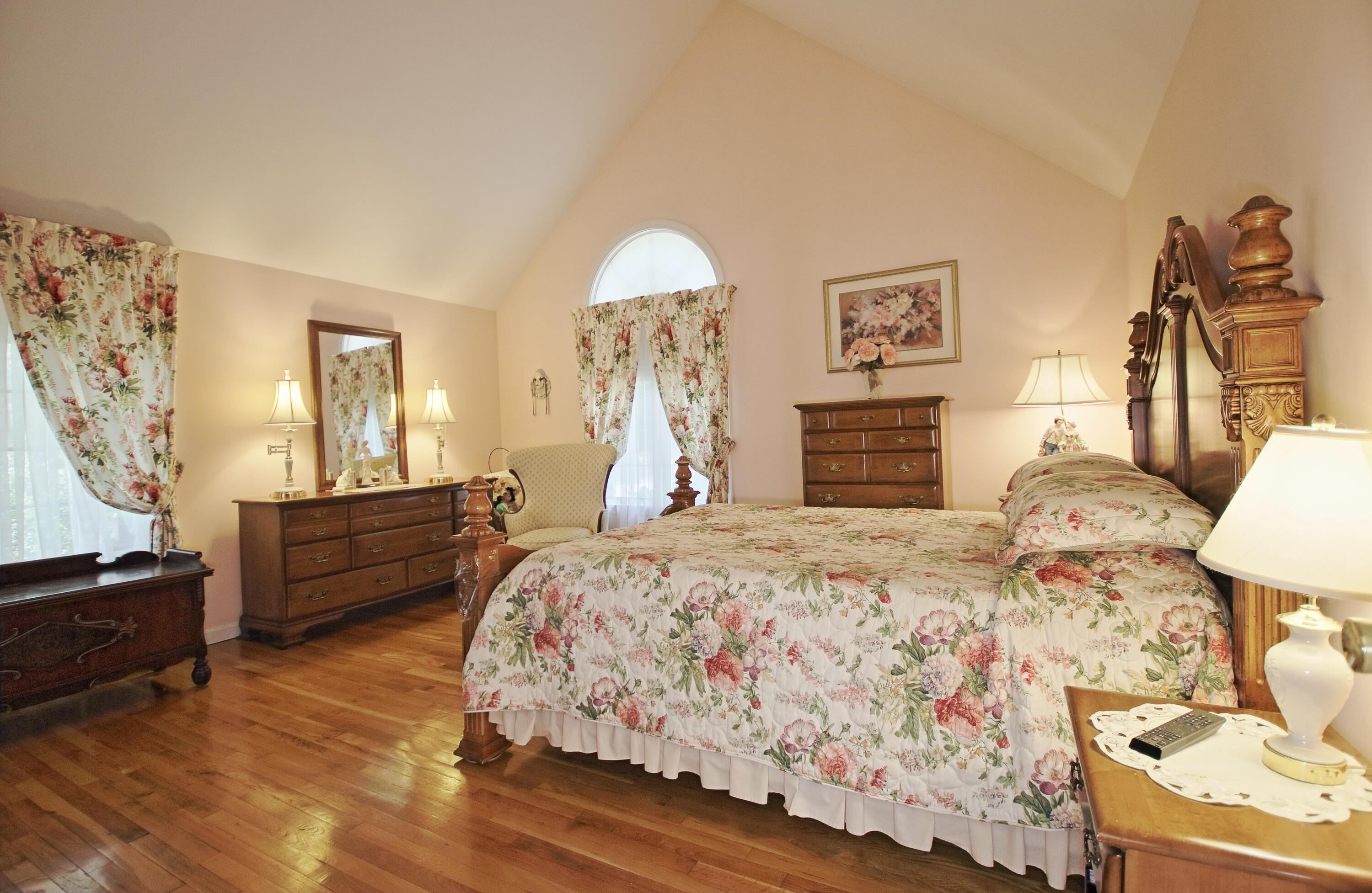 81 Pond Street Brewster MA 02631