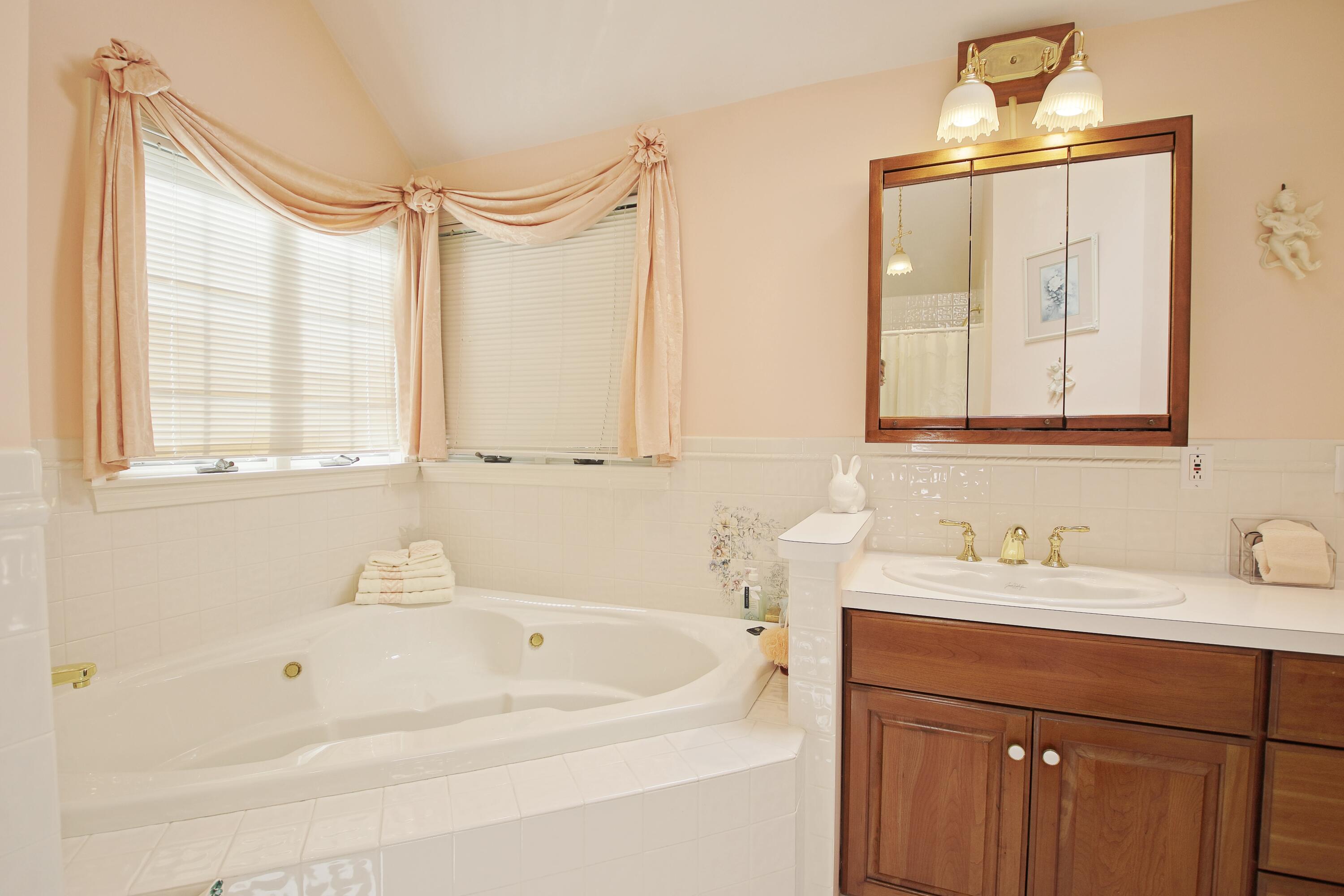 81 Pond Street Brewster MA 02631