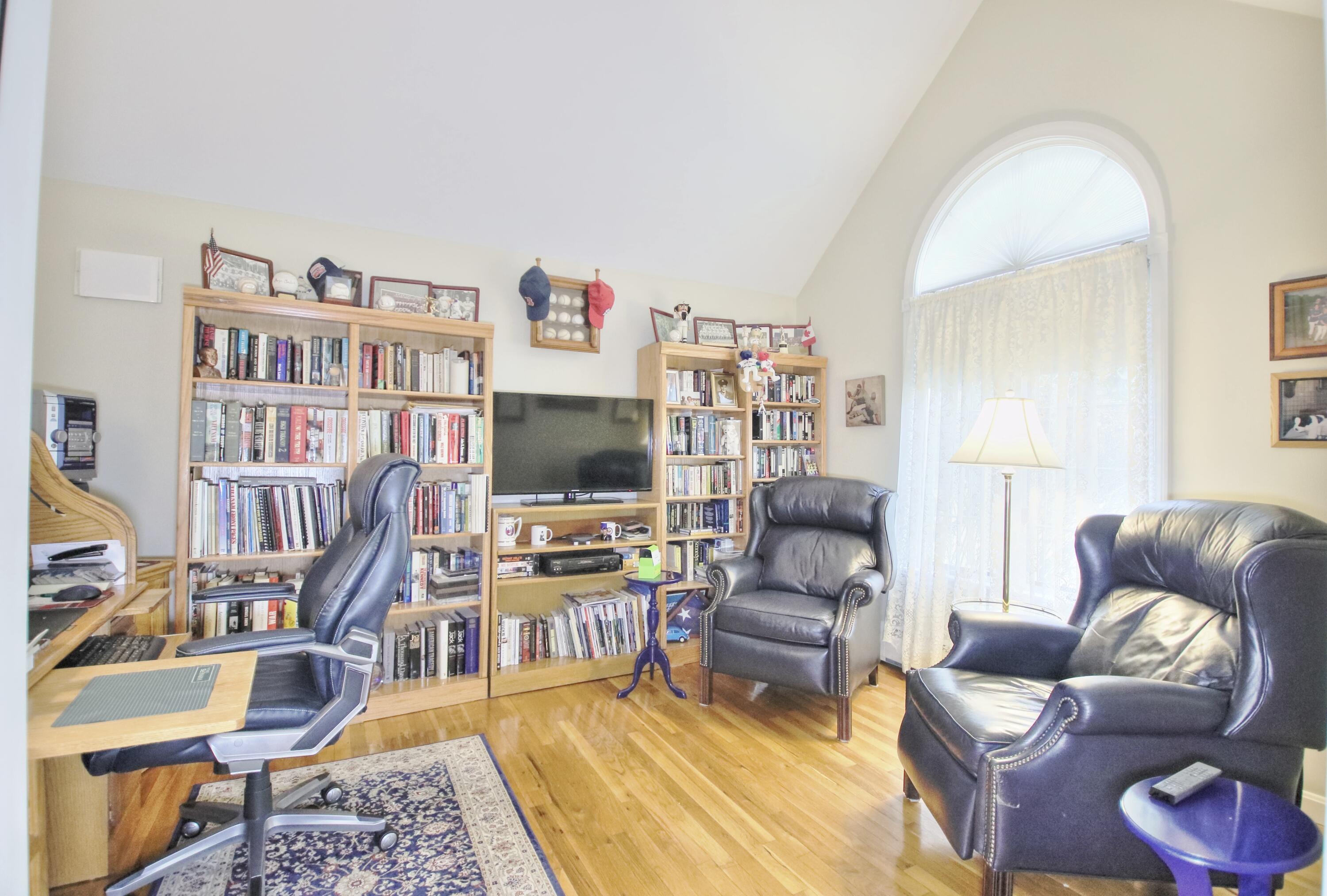 81 Pond Street Brewster MA 02631