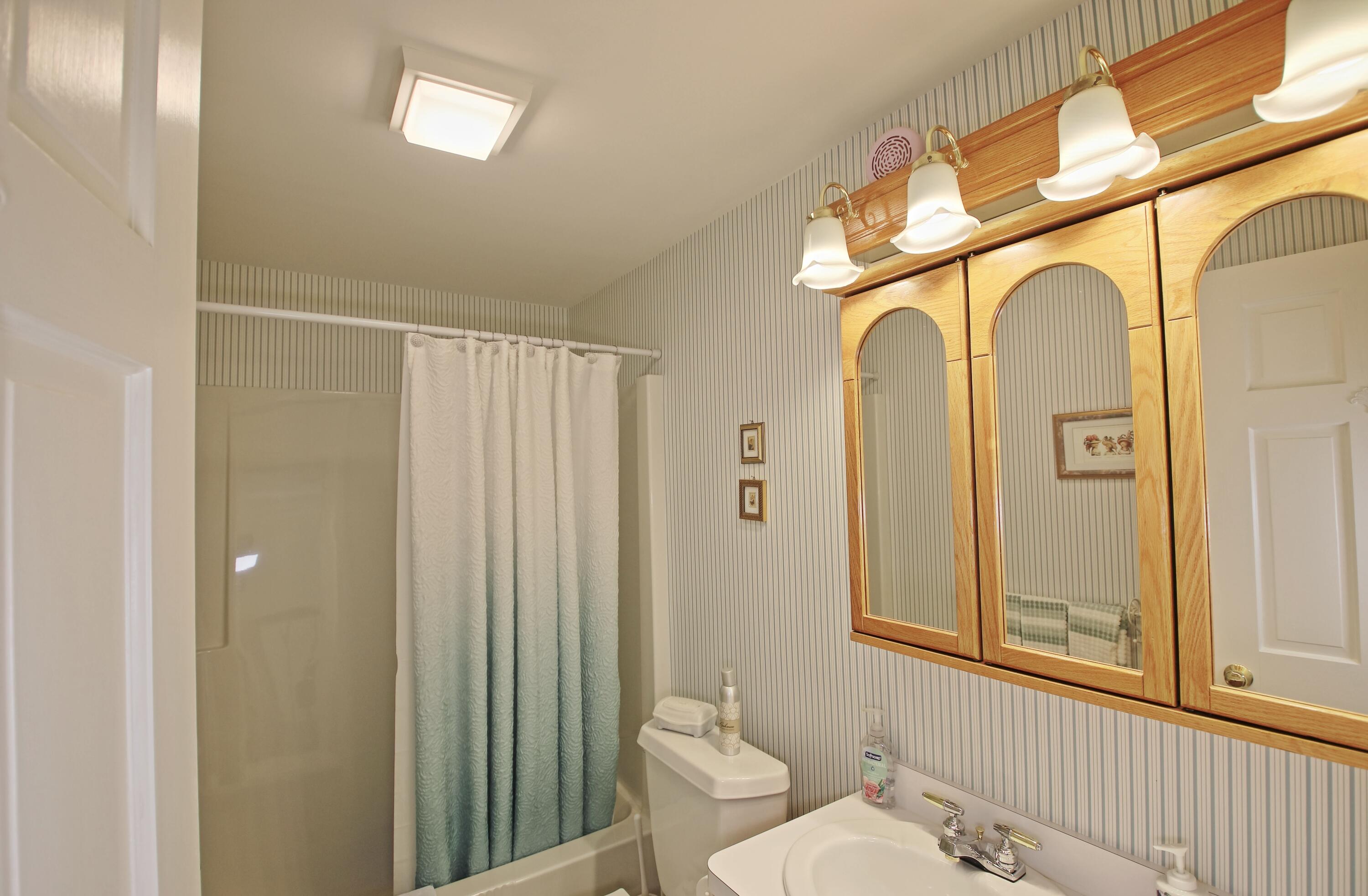 81 Pond Street Brewster MA 02631