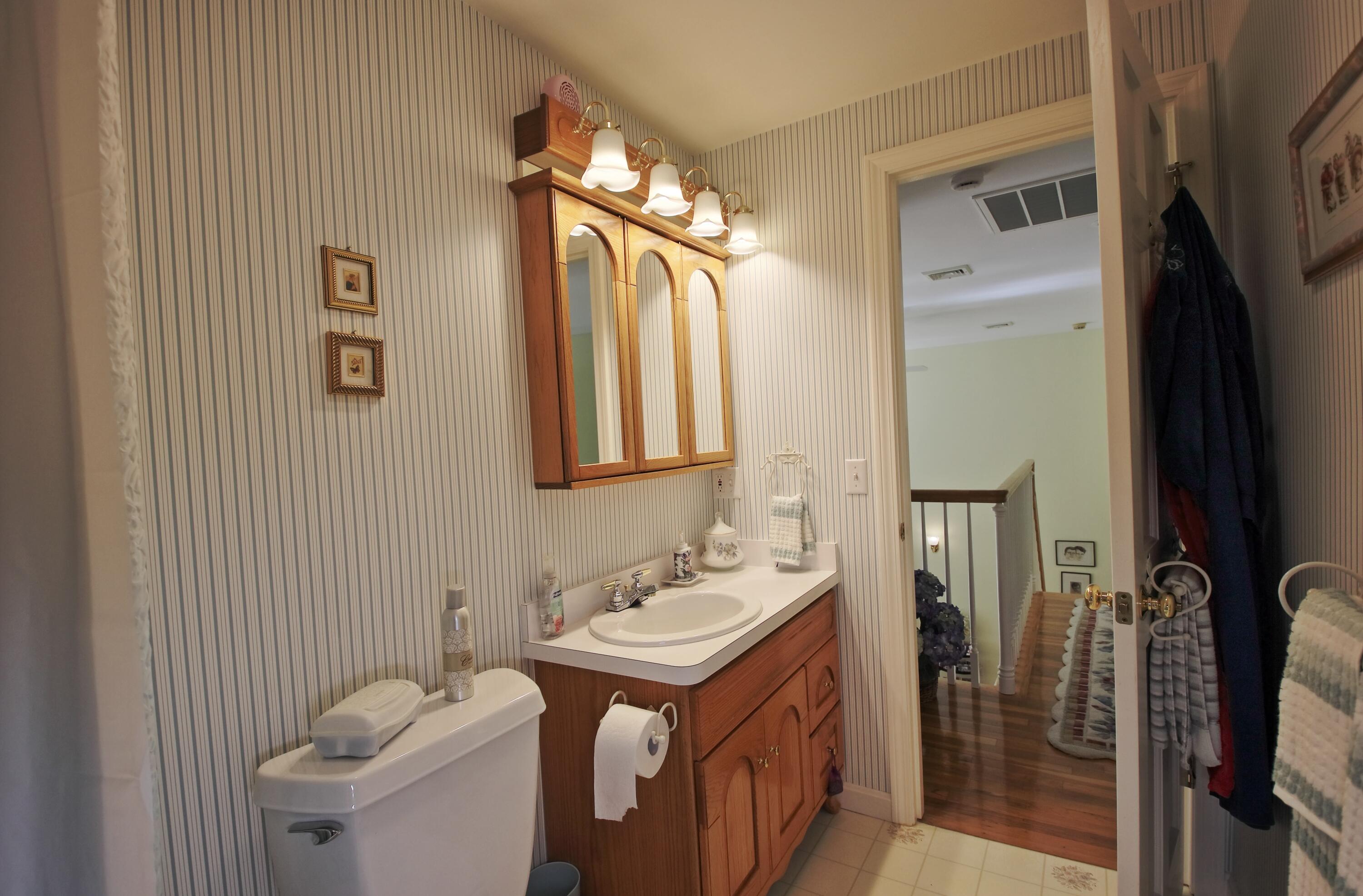 81 Pond Street Brewster MA 02631