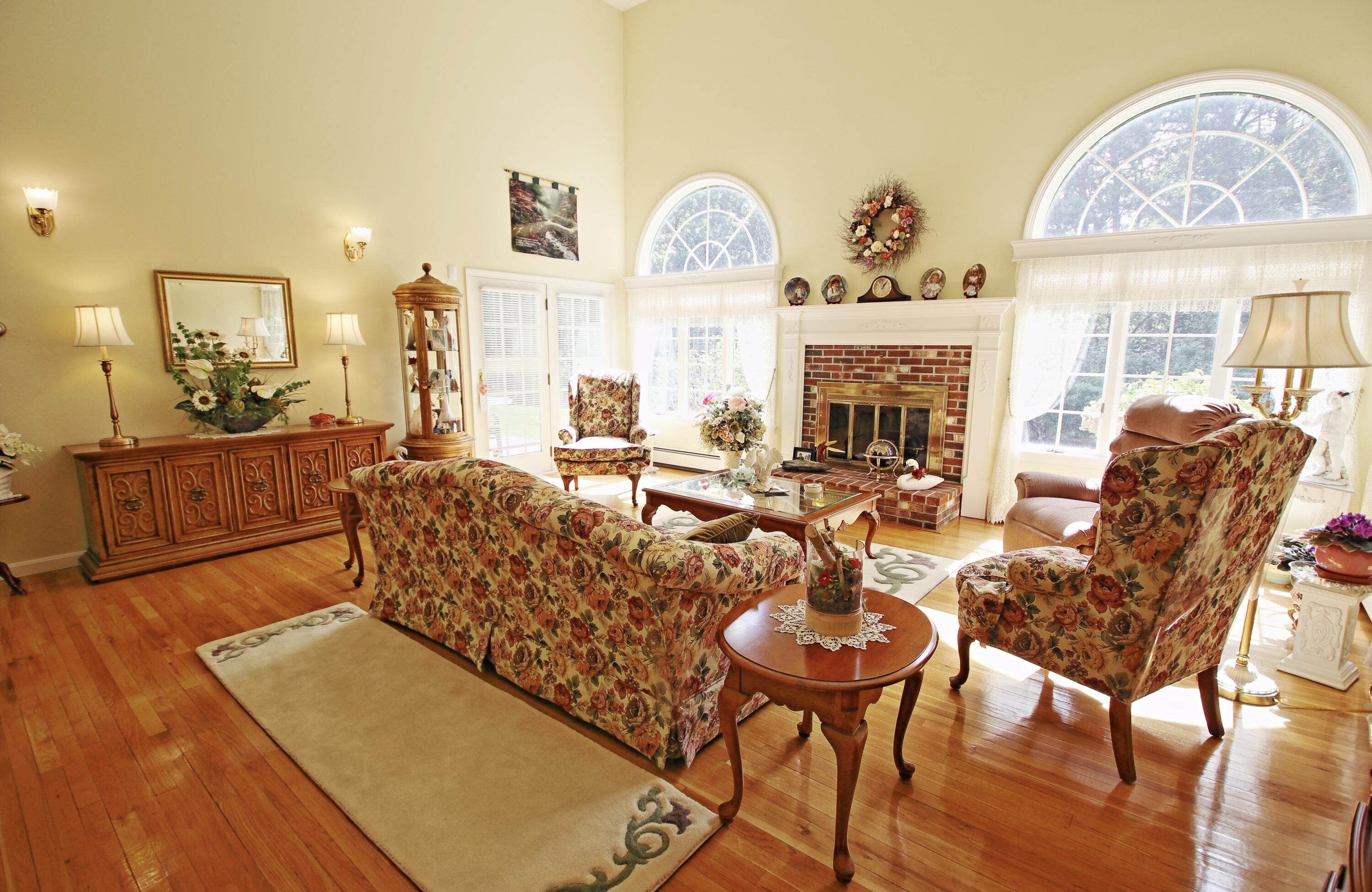 81 Pond Street Brewster MA 02631