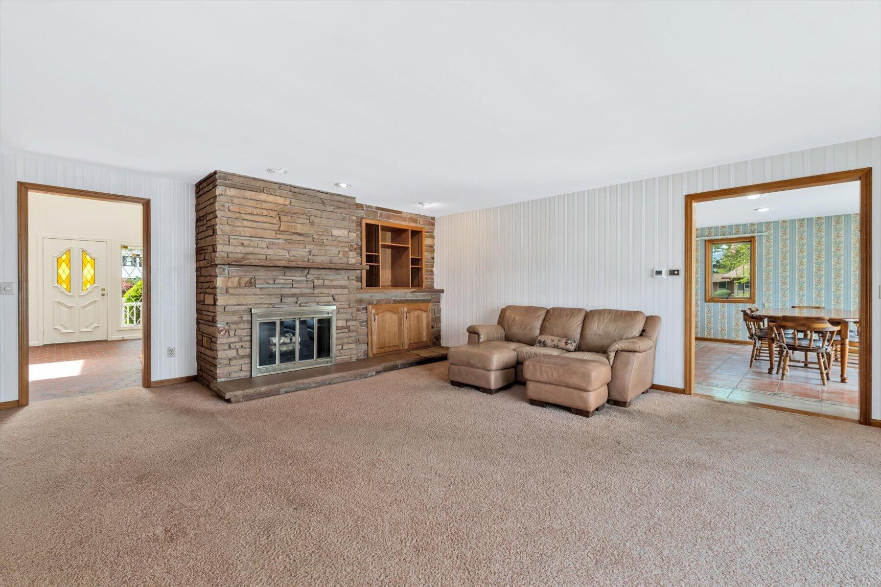 9 Eagle Hill Drive Plymouth MA 02360