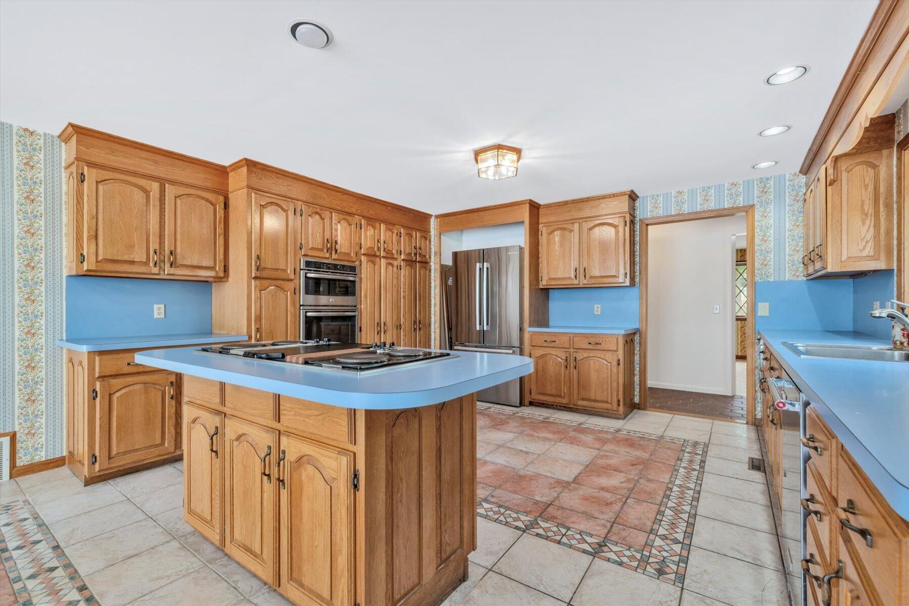 9 Eagle Hill Drive Plymouth MA 02360