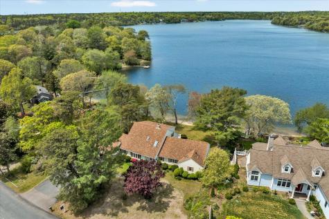 9 Eagle Hill Drive Plymouth MA 02360