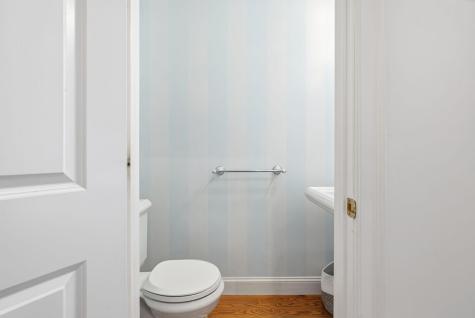 602 Putnam Avenue Barnstable MA 02635