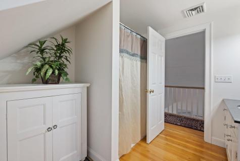 602 Putnam Avenue Barnstable MA 02635