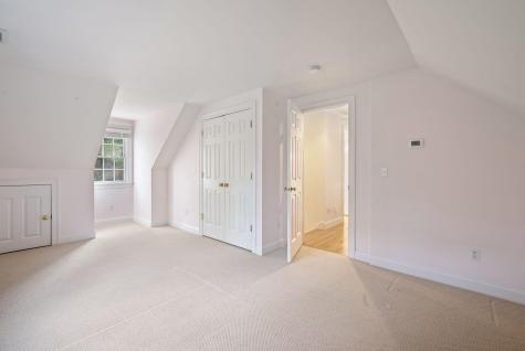 602 Putnam Avenue Barnstable MA 02635