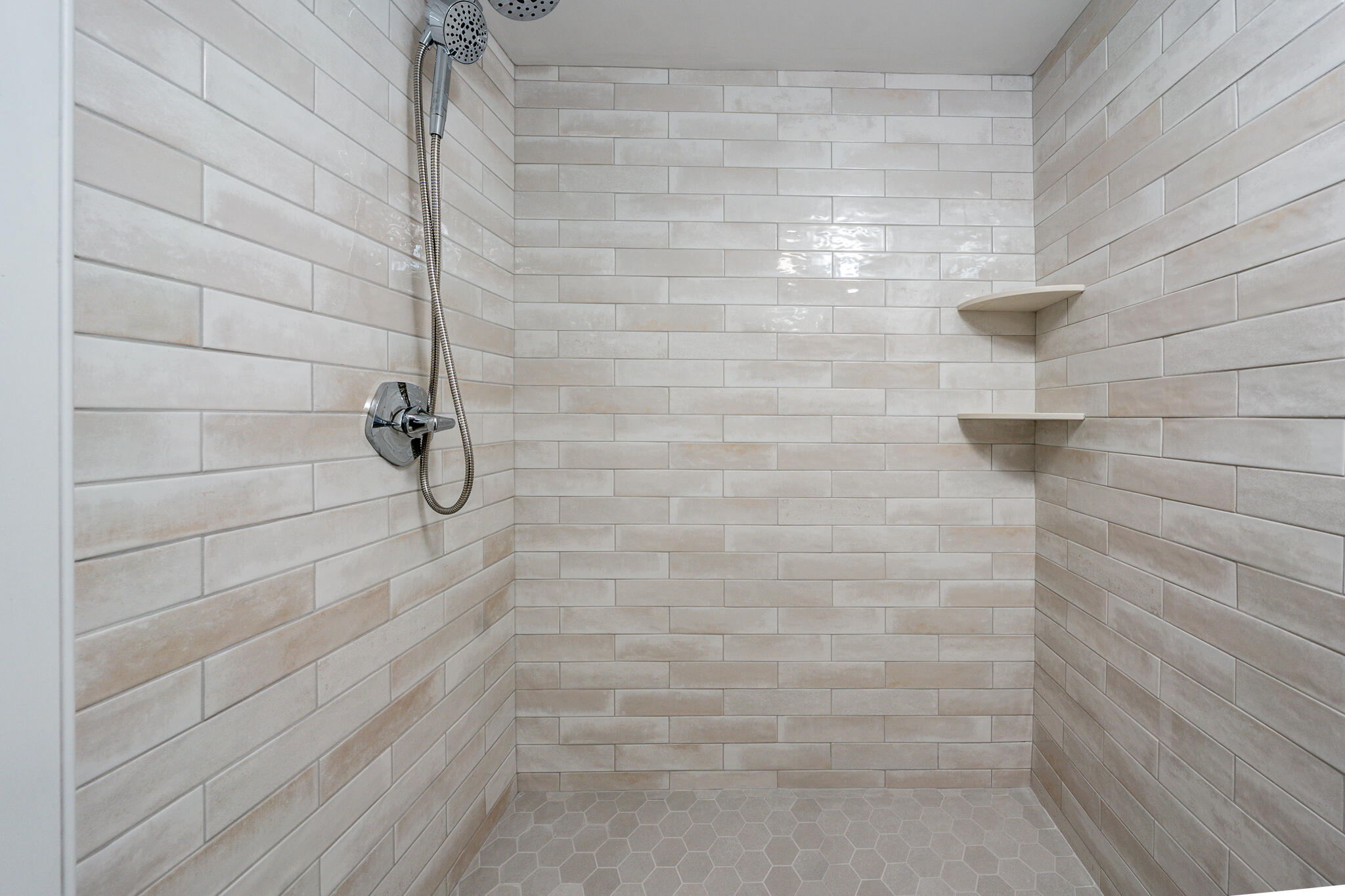 10 North Road West Dennis MA 02670