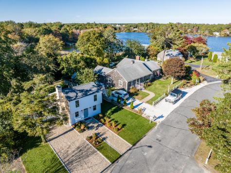 10 North Road West Dennis MA 02670