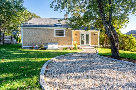 10 North Road West Dennis MA 02670