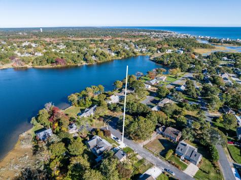 10 North Road West Dennis MA 02670