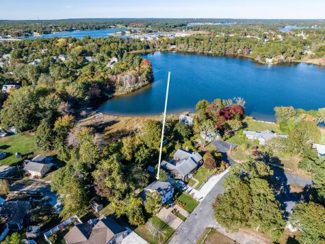 10 North Road West Dennis MA 02670