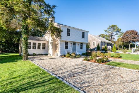 10 North Road West Dennis MA 02670