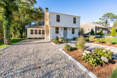10 North Road West Dennis MA 02670