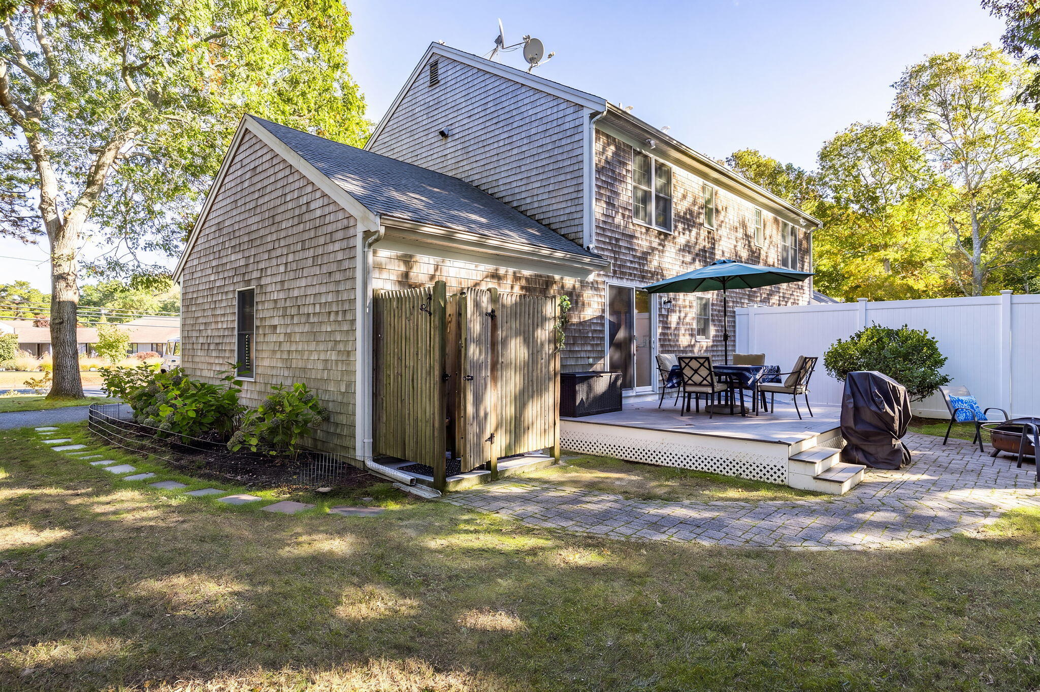 33 Higgins Crowell Road West Yarmouth MA 02673