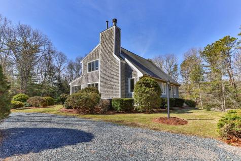 17 Claus Way Barnstable MA 02648