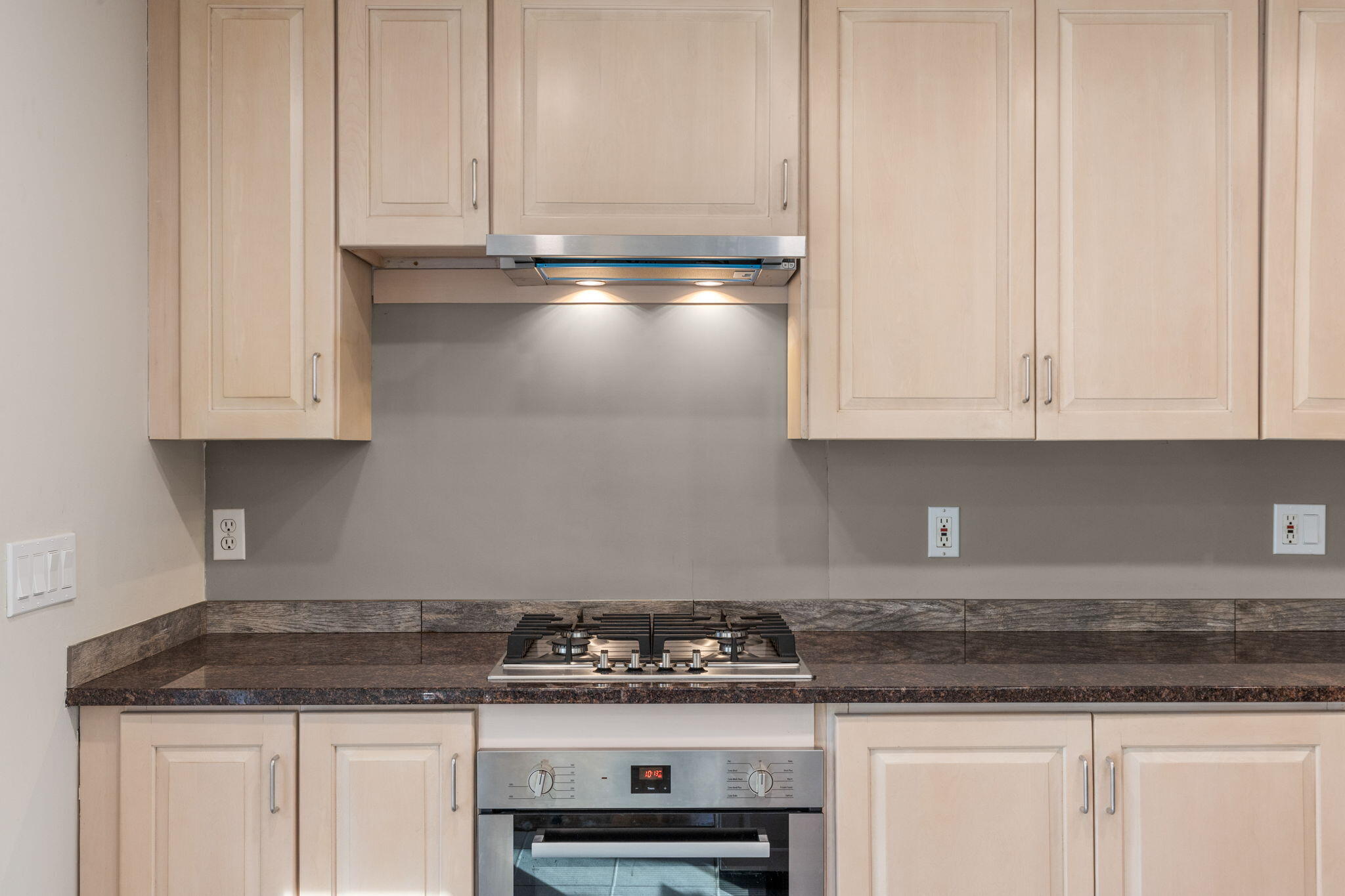 17 Claus Way Barnstable MA 02648