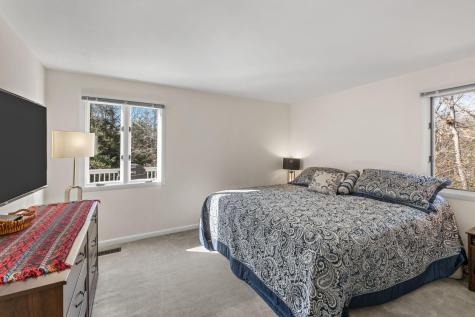 17 Claus Way Barnstable MA 02648
