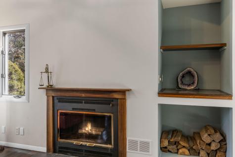 17 Claus Way Barnstable MA 02648