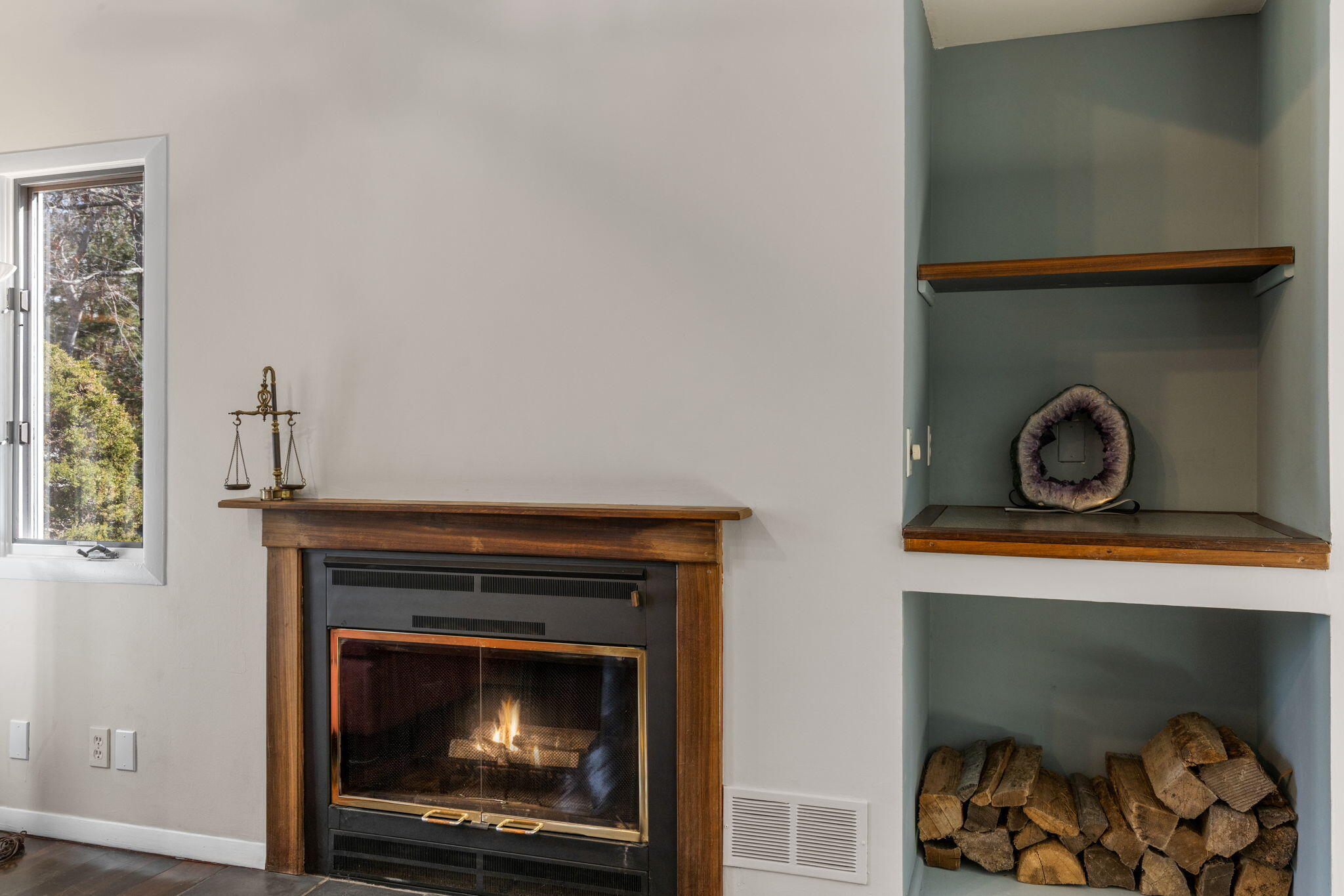 17 Claus Way Barnstable MA 02648