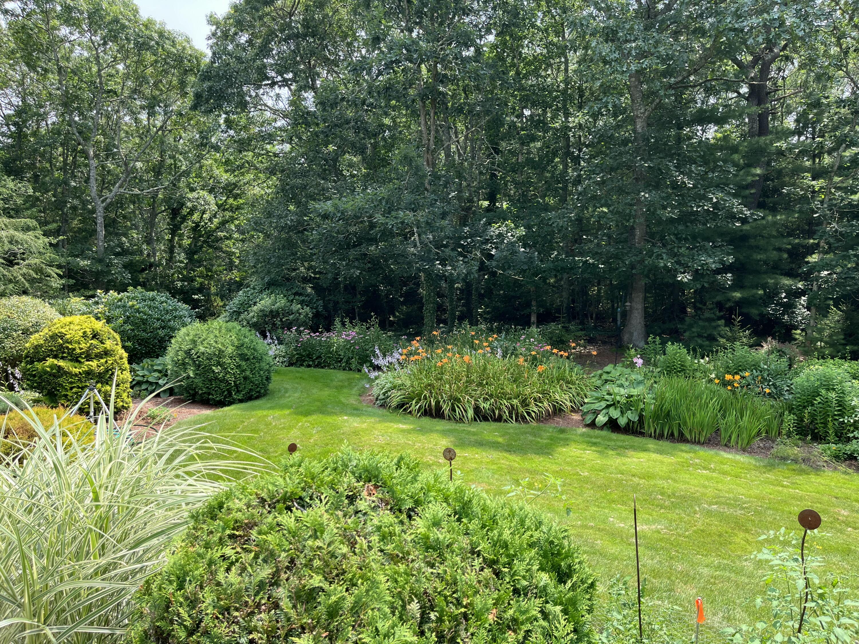 17 Claus Way Barnstable MA 02648