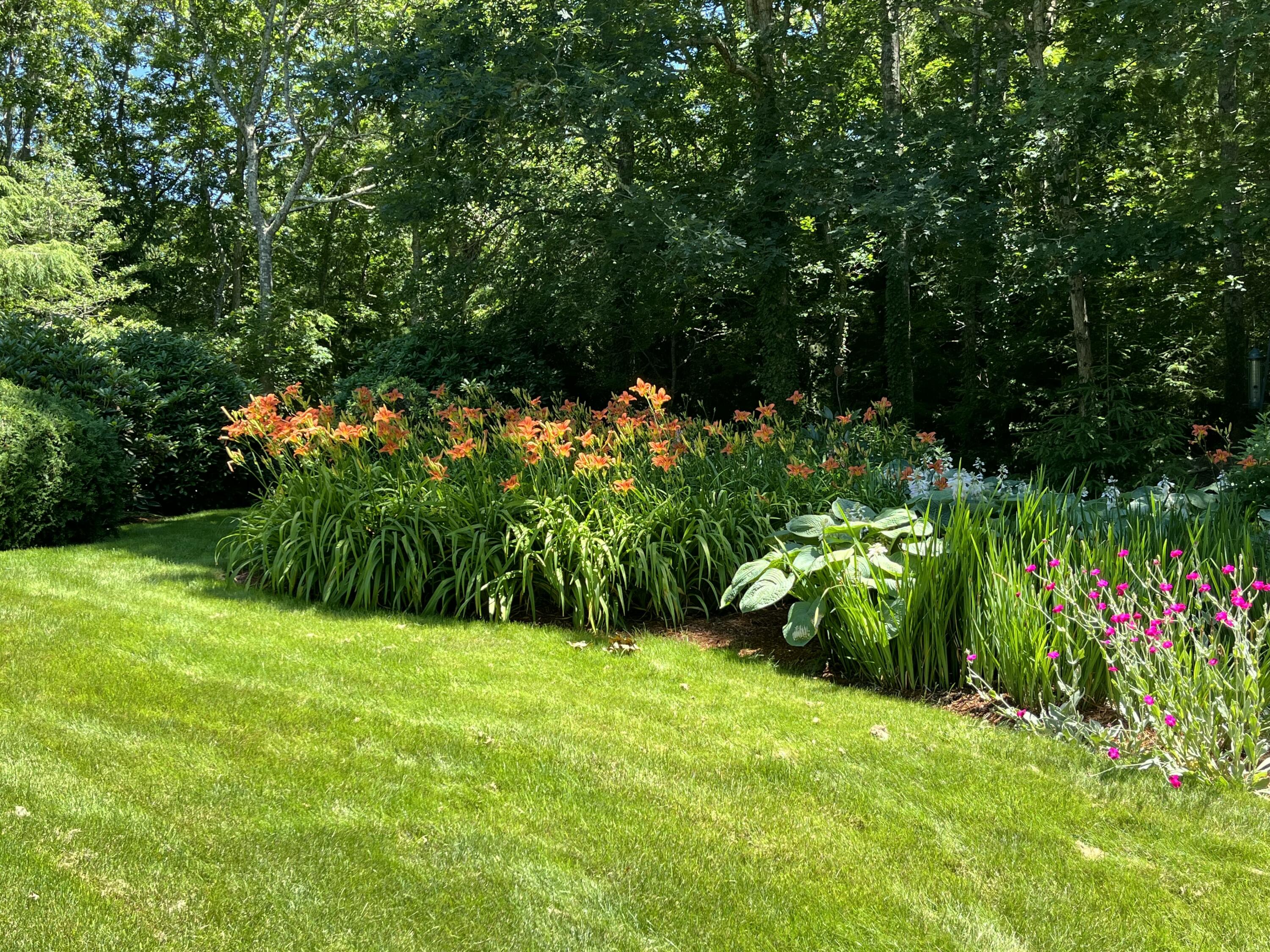 17 Claus Way Barnstable MA 02648