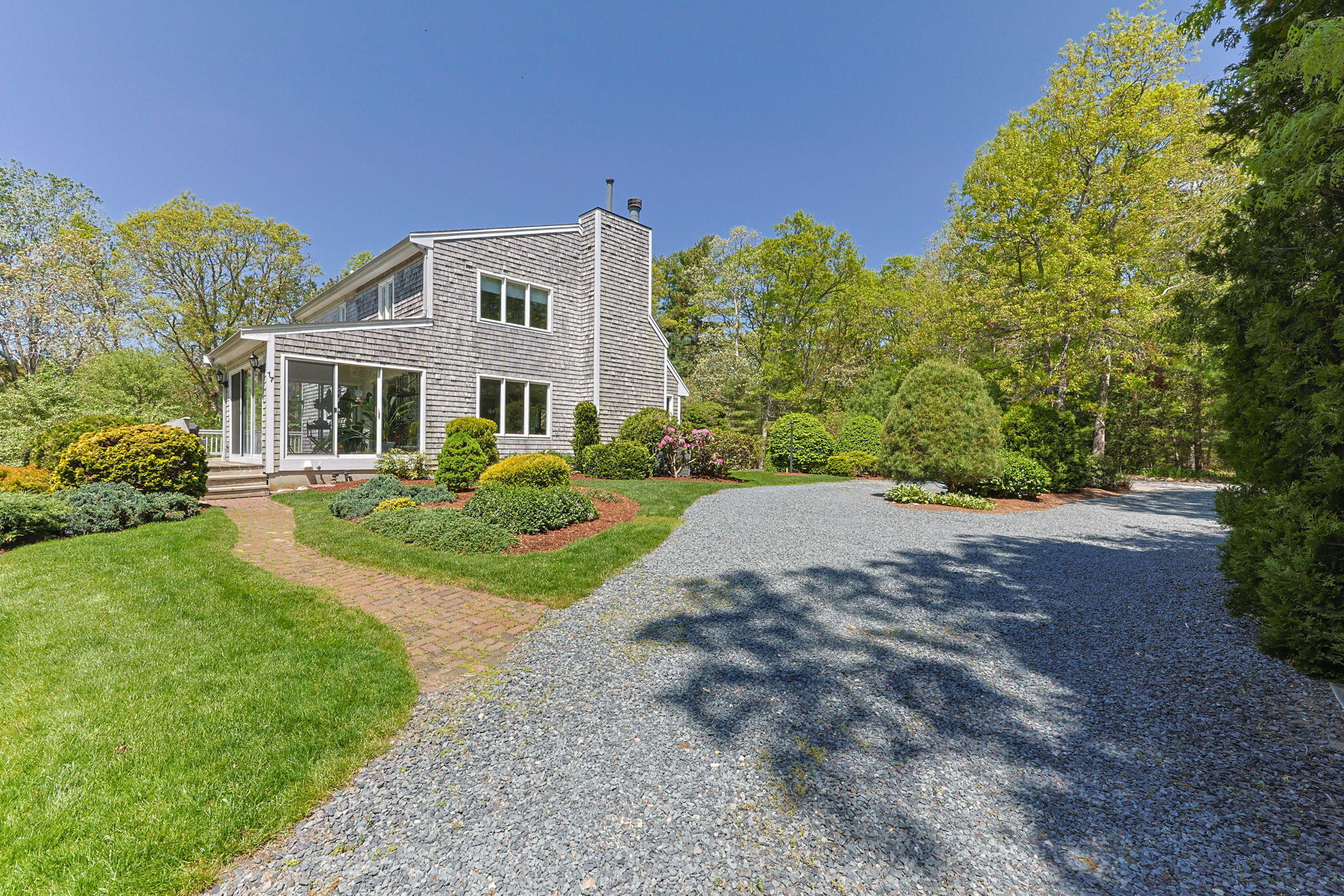 17 Claus Way Barnstable MA 02648