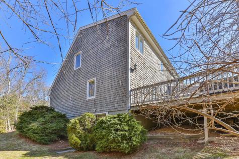 17 Claus Way Barnstable MA 02648