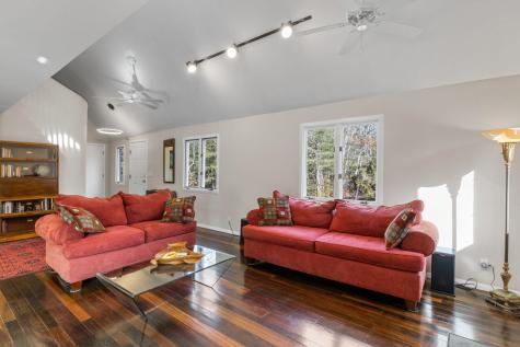 17 Claus Way Barnstable MA 02648