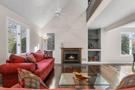 17 Claus Way Barnstable MA 02648