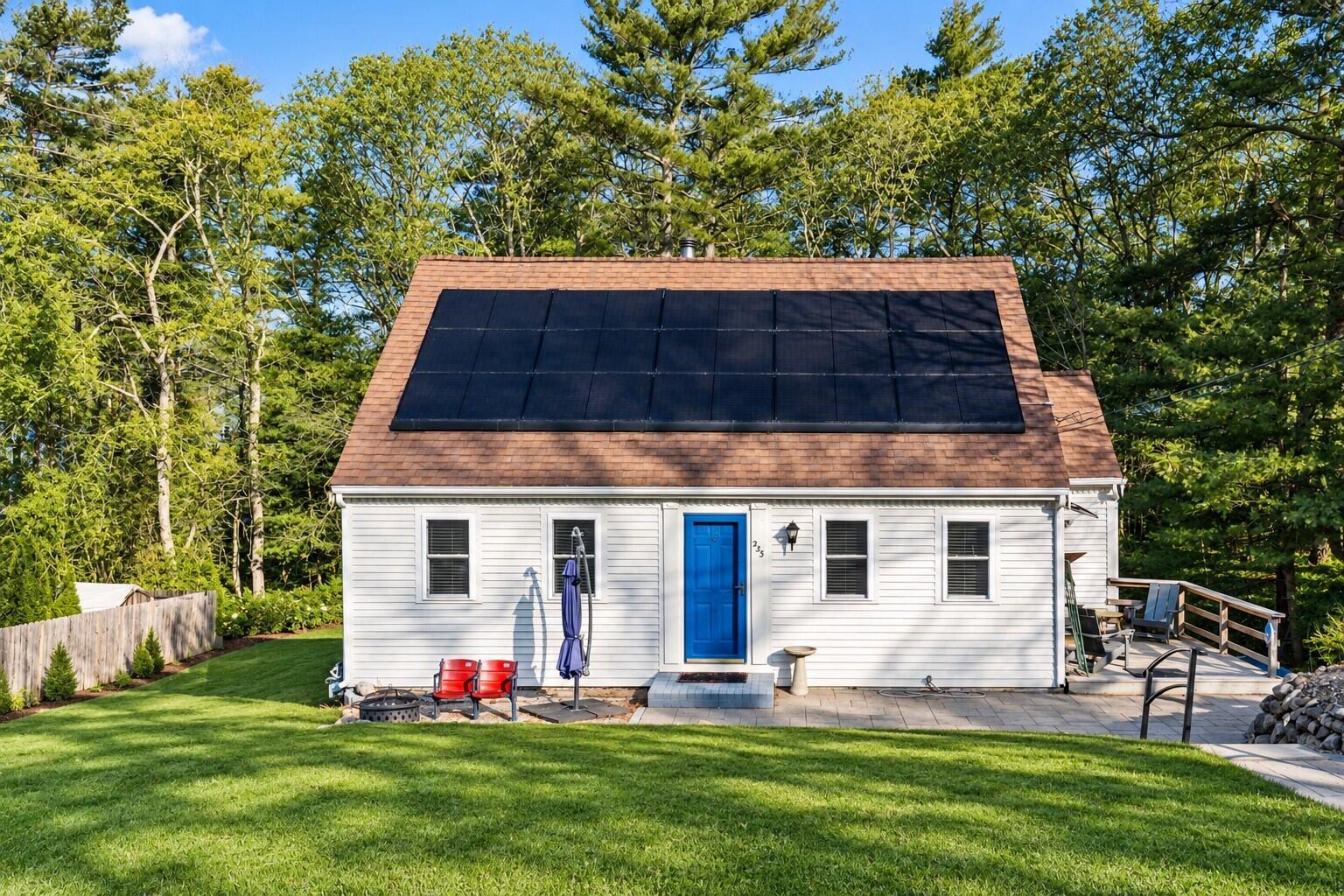 233 Pinecrest Beach Drive Teaticket MA 02536