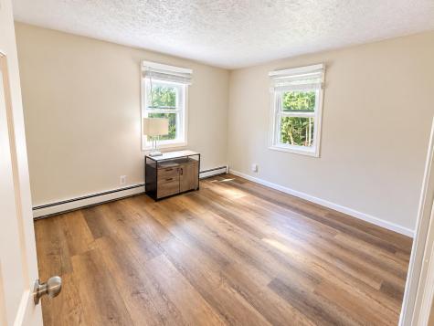 233 Pinecrest Beach Drive Teaticket MA 02536