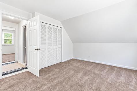 233 Pinecrest Beach Drive Teaticket MA 02536