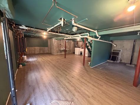 233 Pinecrest Beach Drive Teaticket MA 02536